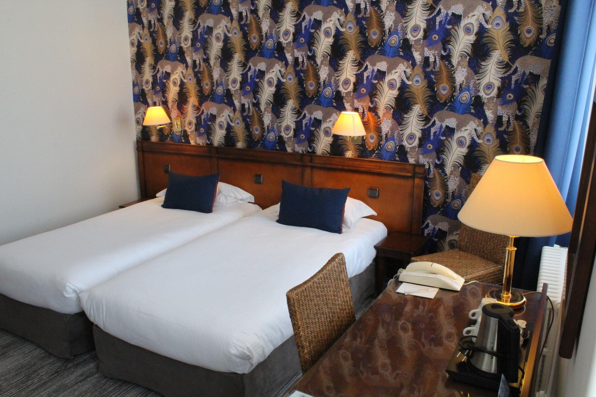 Best Western De Diane Nevers Bagian luar foto