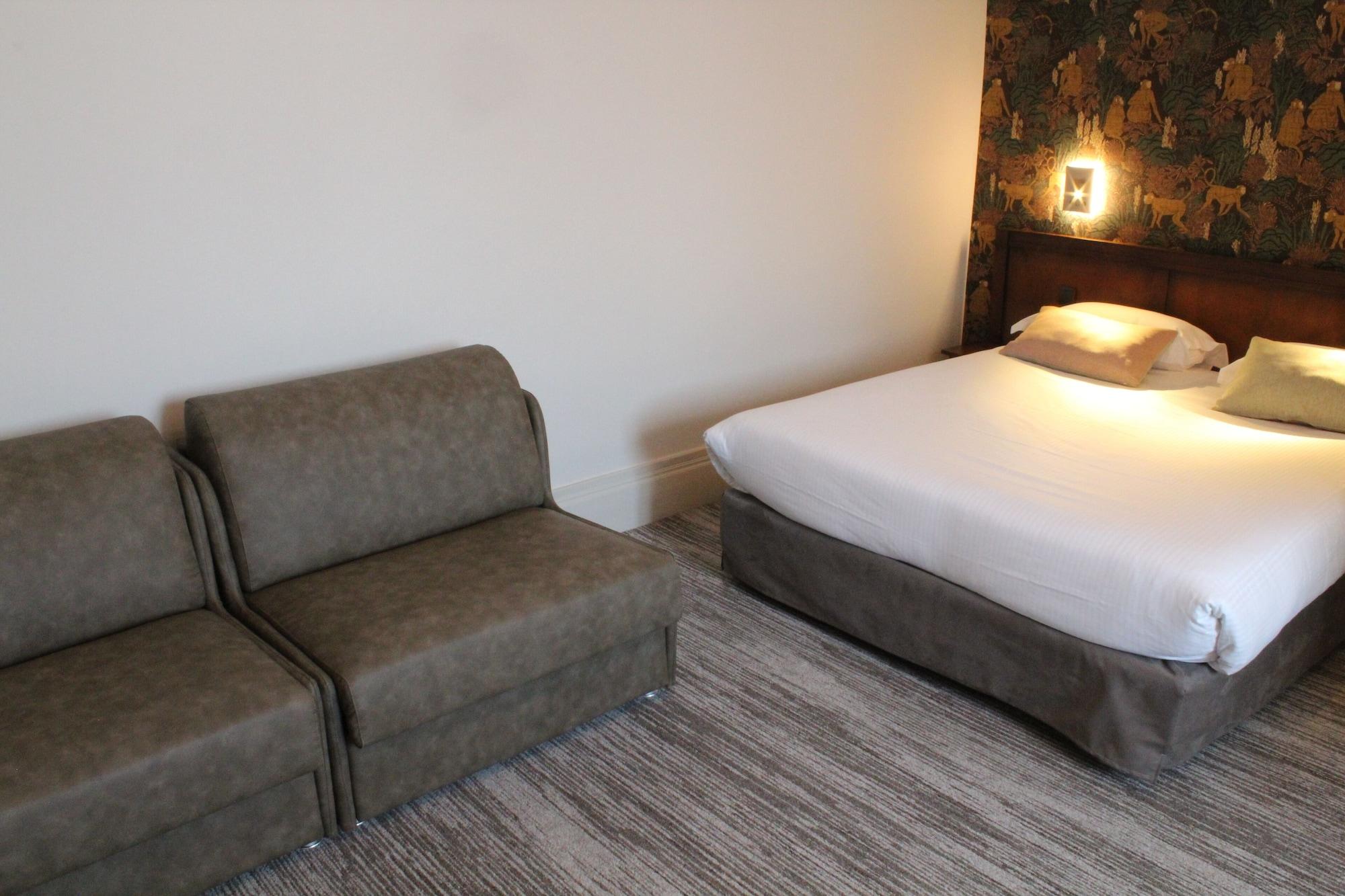 Best Western De Diane Nevers Bagian luar foto