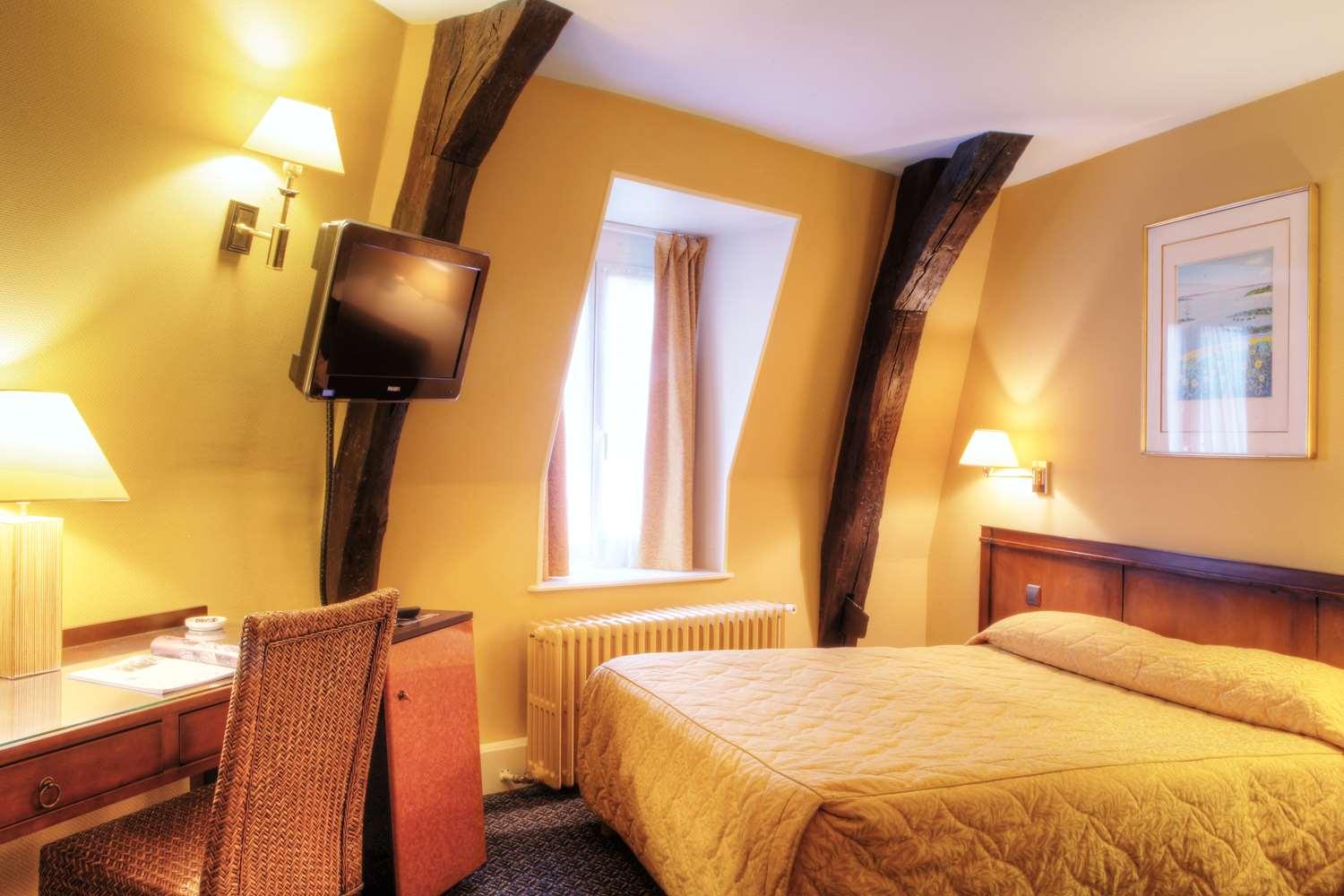 Best Western De Diane Nevers Bagian luar foto