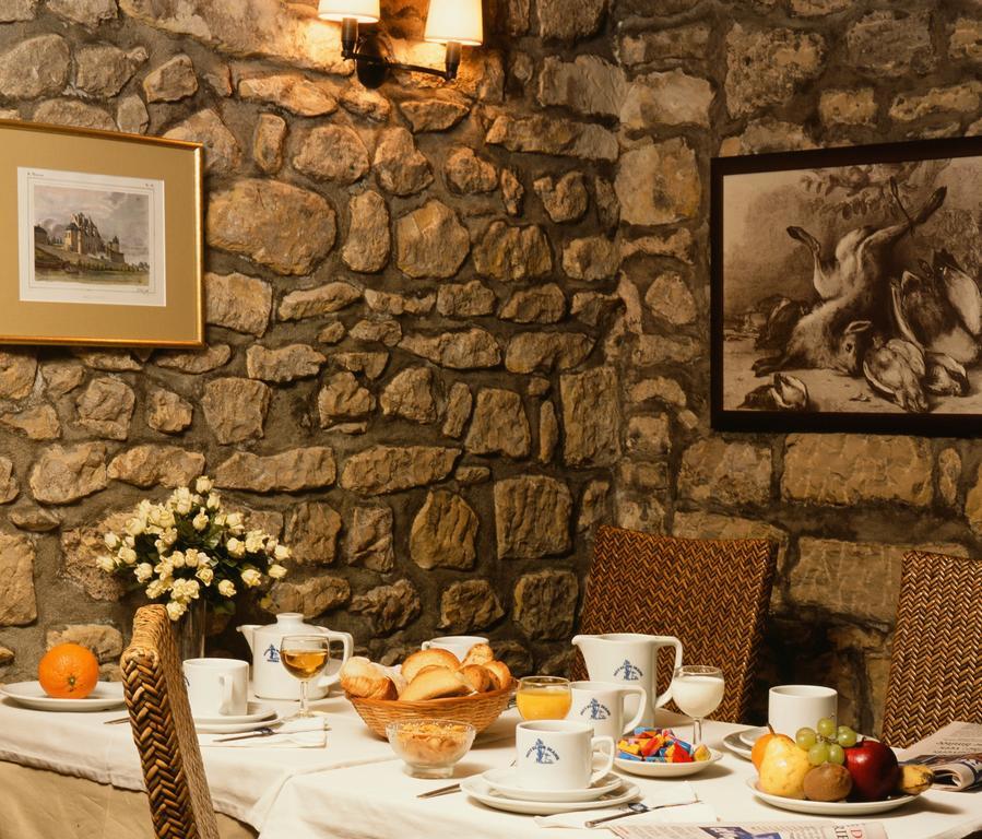 Best Western De Diane Nevers Bagian luar foto