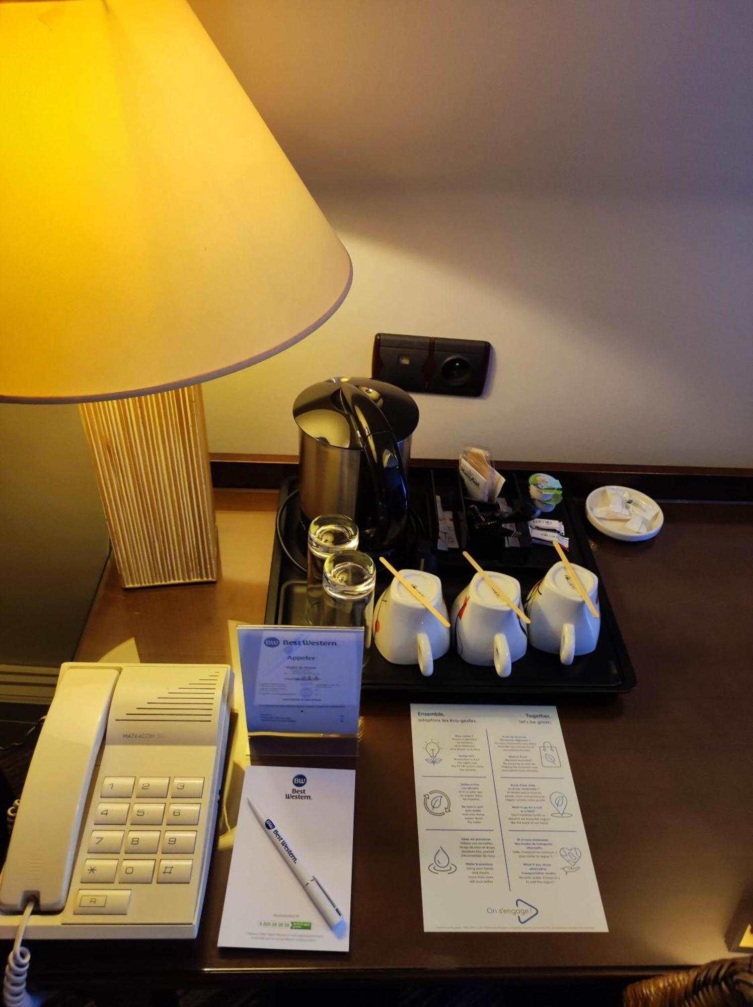 Best Western De Diane Nevers Bagian luar foto