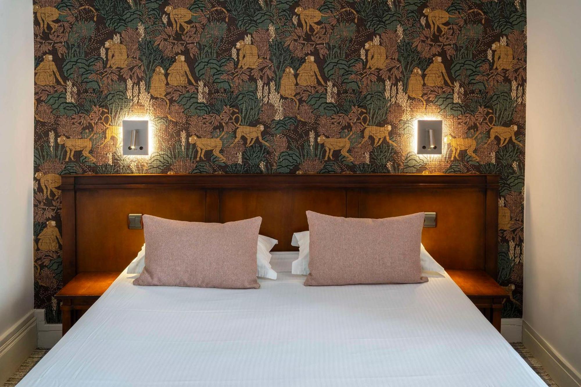 Best Western De Diane Nevers Bagian luar foto