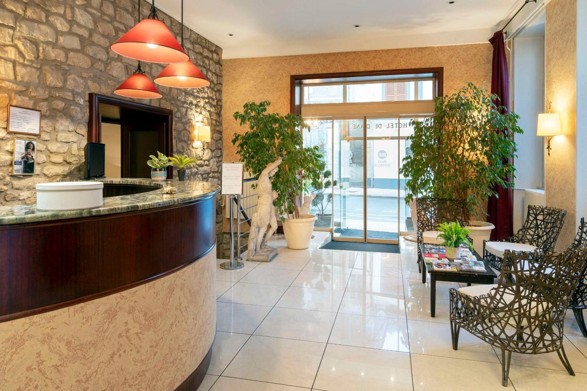 Best Western De Diane Nevers Bagian luar foto